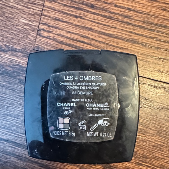 CHANEL Les 4 Ombres Eyeshadow Palette - Picture 2 of 3